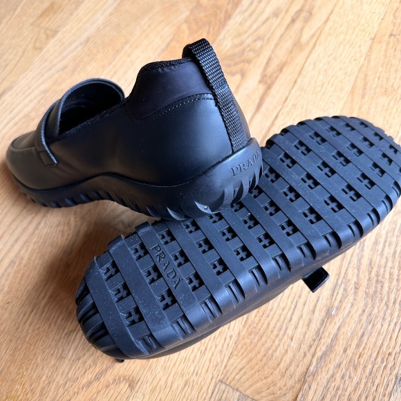 Authentic PRADA SNEAKERS SHOES BLACK LEATHER BRAND NEW: Prada size 7 (or EU 42). - Picture 3 of 6